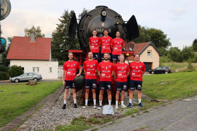 ZWOTE mit Auftaktsieg im Derby!