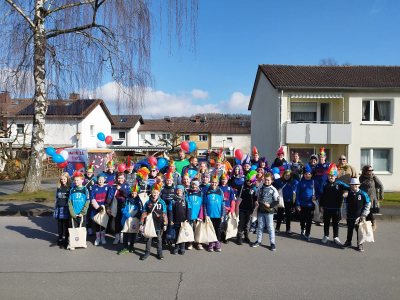 „DriLAU“ – die Jugendabteilung der HSG Altenbeken/Buke feiert Karneval beim großen Umzug in Bad Driburg
